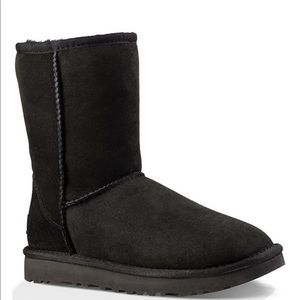 UGG Classic Short Suede Water-Repellent Boots